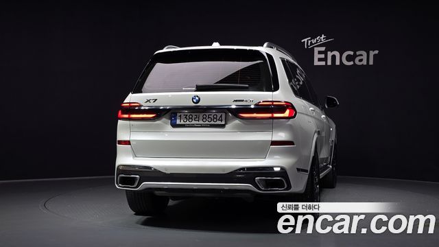 BMW X7 (G07) xDrive 40i M Sport 7STR 2024 — фото 4