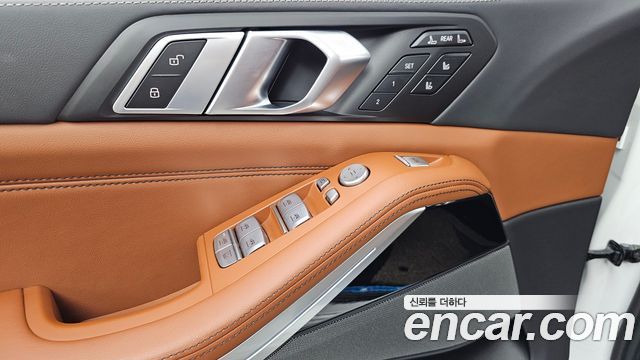 BMW X7 (G07) xDrive 40i M Sport 7STR 2024 — фото 35