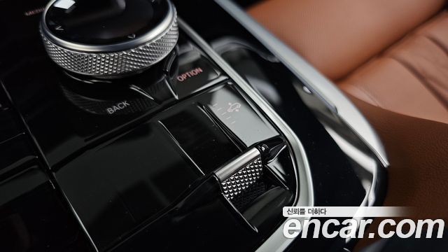 BMW X7 (G07) xDrive 40i M Sport 7STR 2024 — фото 39