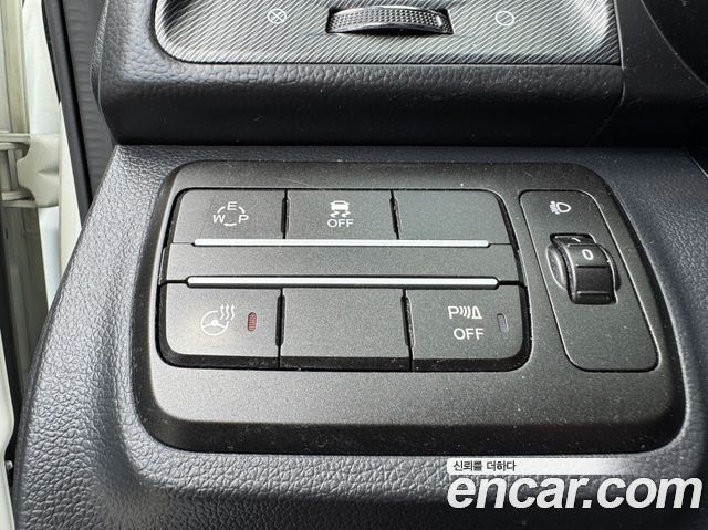 KG Mobility (SsangYong) Tivoli Diesel LX 2WD 2017 — фото 17
