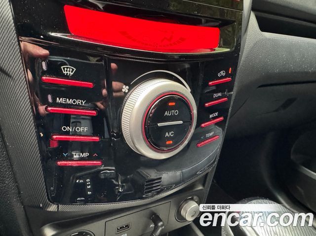 KG Mobility (SsangYong) Tivoli Diesel LX 2WD 2017 — фото 18