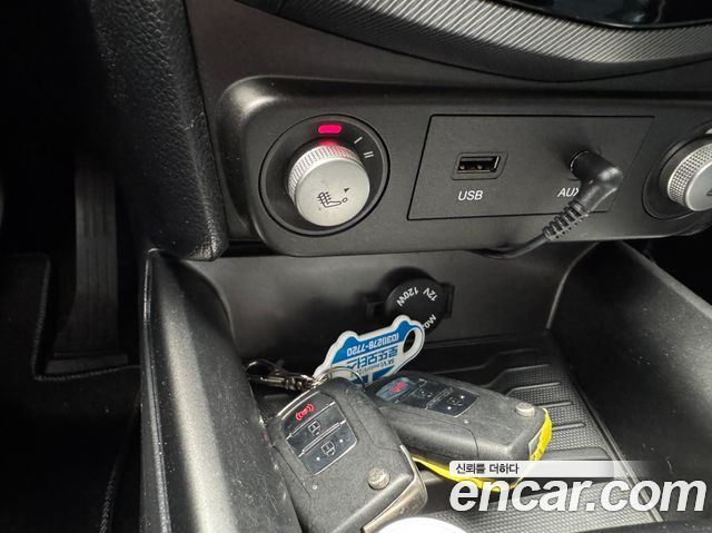 KG Mobility (SsangYong) Tivoli Diesel LX 2WD 2017 — фото 19