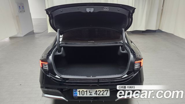 Hyundai Sonata The Edge (DN8) 2.0 Exclusive 2025 — фото 16