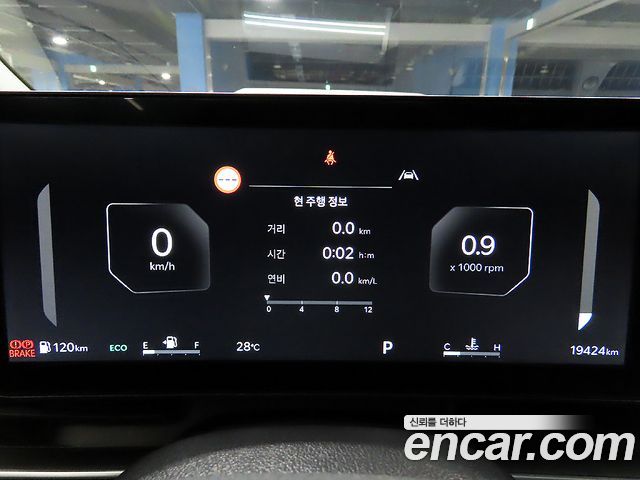 Kia Carnival (IV) Gasoline 9-Seater Signature 2025 — фото 8