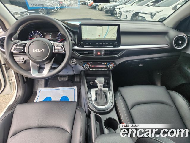 Kia K3 (II) 1.6 Trendy 2023 — фото 19