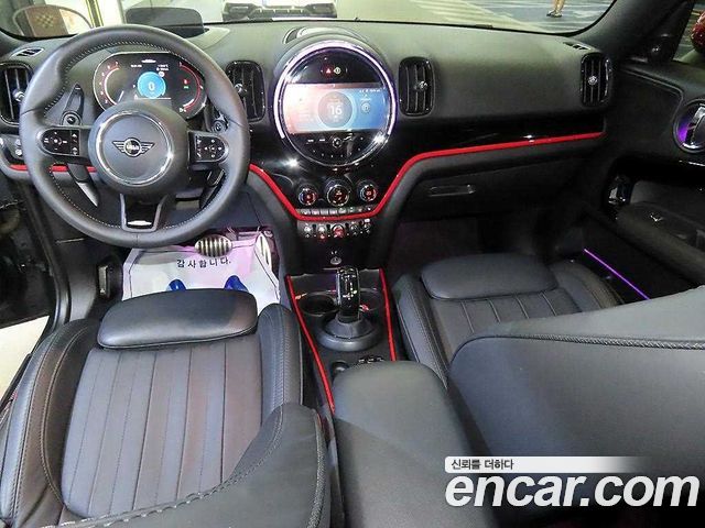 MINI Cooper S Countryman JCW 2nd 2024 — фото 10