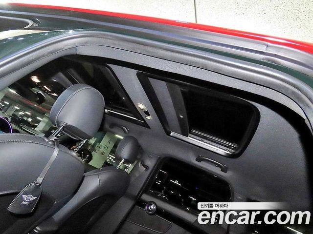 MINI Cooper S Countryman JCW 2nd 2024 — фото 20