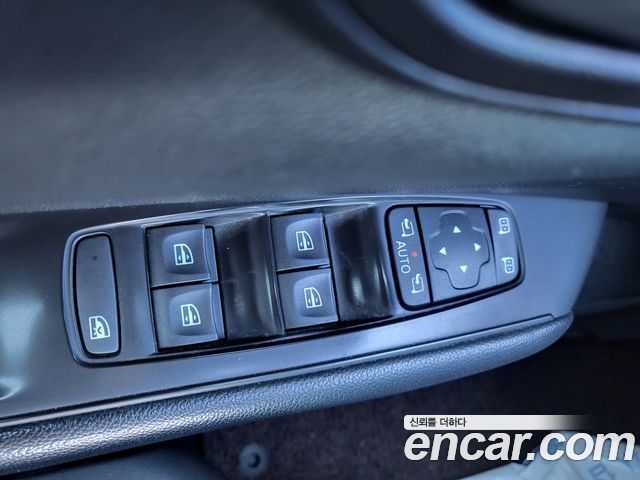 Renault Korea SM6 2.0 LPe SE (Rental car) 2020 — фото 9