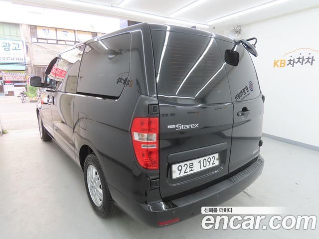 Hyundai Grand Starex Van 3-Seater Smart 2021 — фото 4