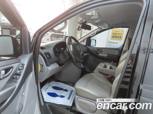 Hyundai Grand Starex Van 3-Seater Smart 2021 — фото 5