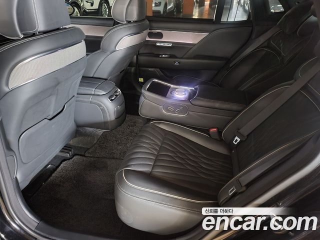 Genesis G90 (RS4) Gasoline 3.5 Turbo AWD Black 2022 — фото 23
