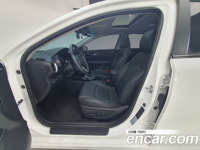 Kia K3 (II) 1.6 Noblesse 2022 — фото 10