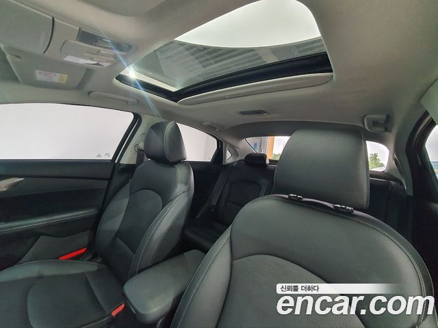 Kia K3 (II) 1.6 Noblesse 2022 — фото 18