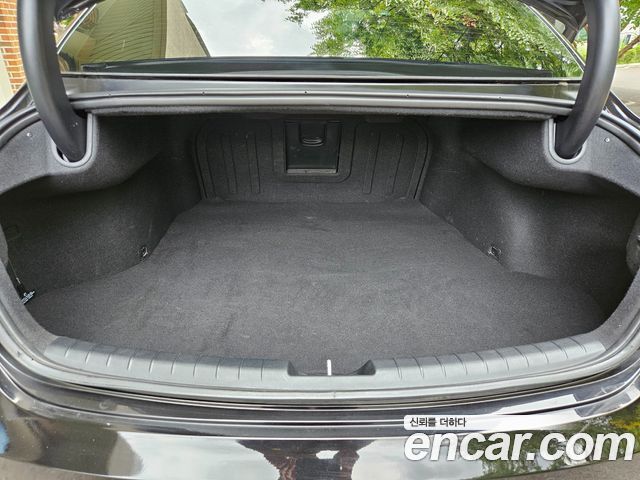 Hyundai Grandeur (IG) 2.5 Premium 2023 — фото 20