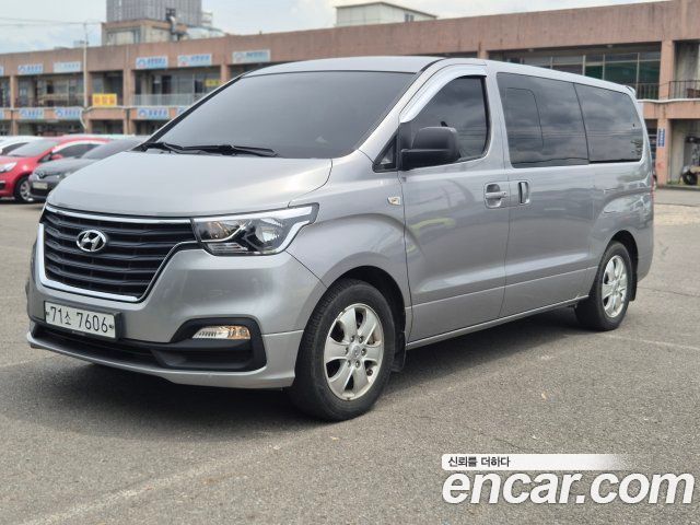 Hyundai Grand Starex Wagon 11-Seater Modern 2021 — фото 10