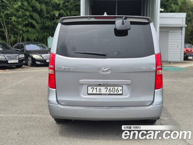 Hyundai Grand Starex Wagon 11-Seater Modern 2021 — фото 16