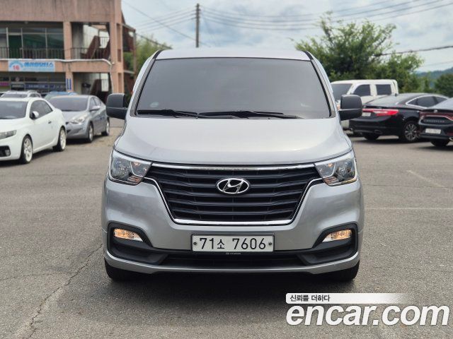 Hyundai Grand Starex Wagon 11-Seater Modern 2021 — фото 17