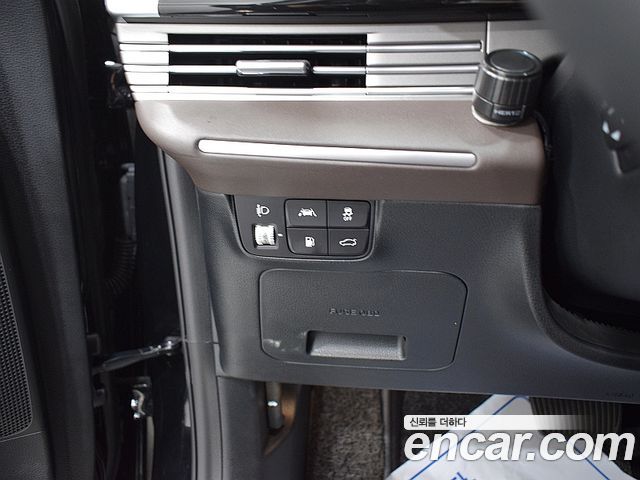 Hyundai Grandeur (IG) 3.0 LPi Rent Car Exclusive 2023 — фото 17