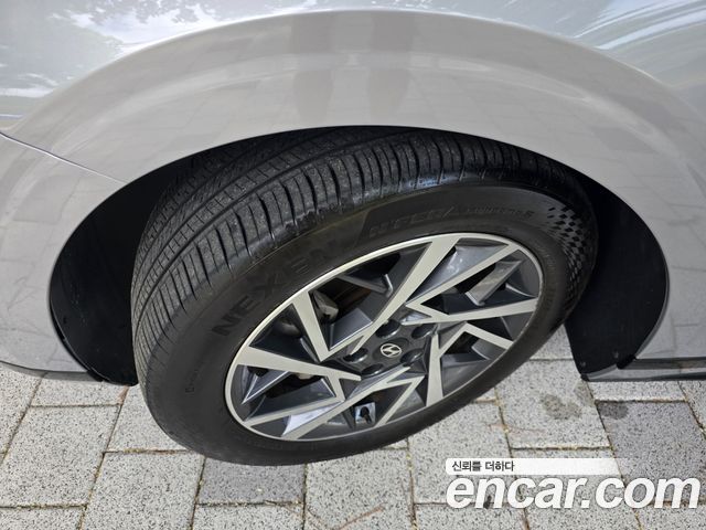 Hyundai Grandeur (GN7) 2,5 Gasoline 2WD Premium 2023 — фото 7