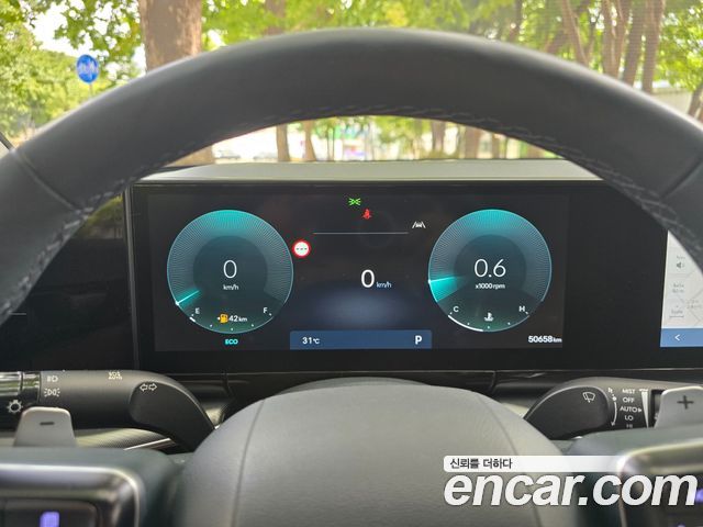 Hyundai Grandeur (GN7) 2,5 Gasoline 2WD Premium 2023 — фото 8