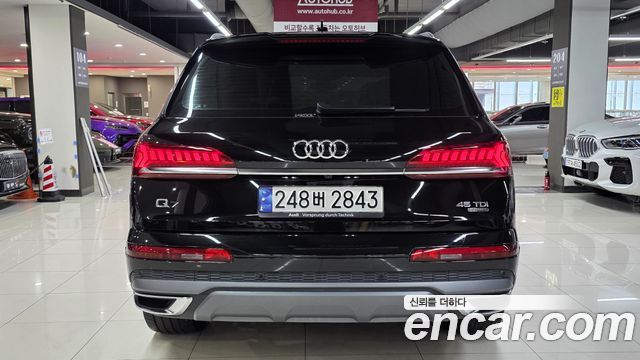 Audi Q7 (4M) 45 TDI Quattro Premium 2023 — фото 7