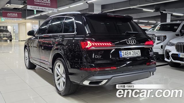 Audi Q7 (4M) 45 TDI Quattro Premium 2023 — фото 8