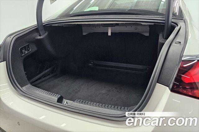 Mercedes-Benz E-Class (W214) E450 4MATIC Exclusive 2025 — фото 15