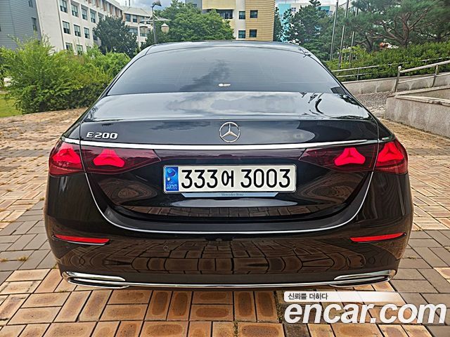 Mercedes-Benz E-Class (W214) E200 Avantgarde 2025 — фото 4