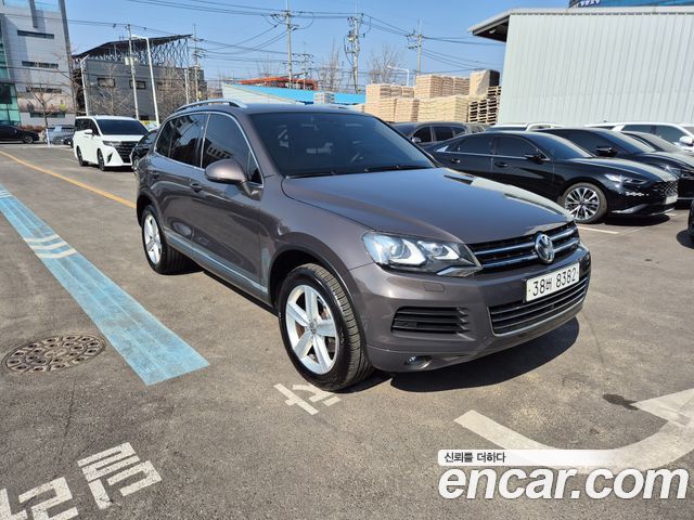 Volkswagen Touareg V6 3.0 TDI Bluemotion 7P5 2012 — фото 2
