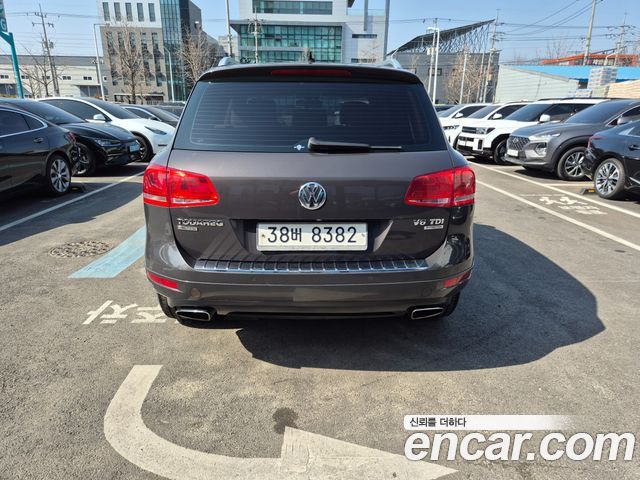 Volkswagen Touareg V6 3.0 TDI Bluemotion 7P5 2012 — фото 3