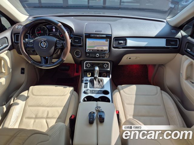 Volkswagen Touareg V6 3.0 TDI Bluemotion 7P5 2012 — фото 7