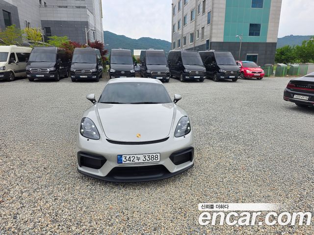 Porsche 718 Cayman 4.0 GT4