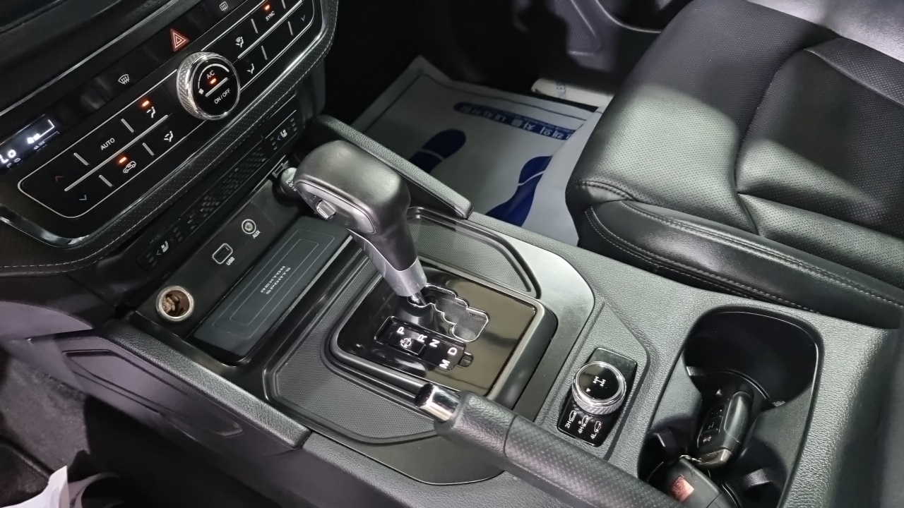 KG Mobility (SsangYong) Rexton Sports Khan Diesel 2.2 4WD Prestige 2021 — фото 9