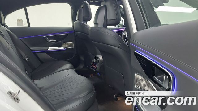 Mercedes-Benz E-Class (W214) E450 4MATIC Exclusive 2025 — фото 10
