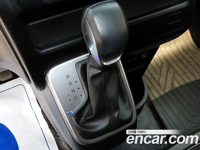 Hyundai Staria HEV 1.6 Cargo 5-Seater Modern 2025 — фото 10