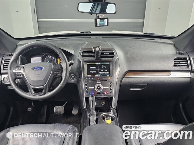 Ford Explorer 2.3 Limited 4WD 5th 2016 — фото 5
