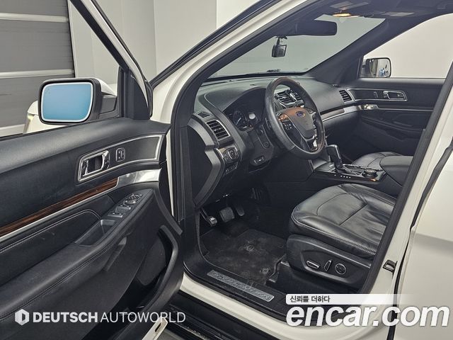 Ford Explorer 2.3 Limited 4WD 5th 2016 — фото 8