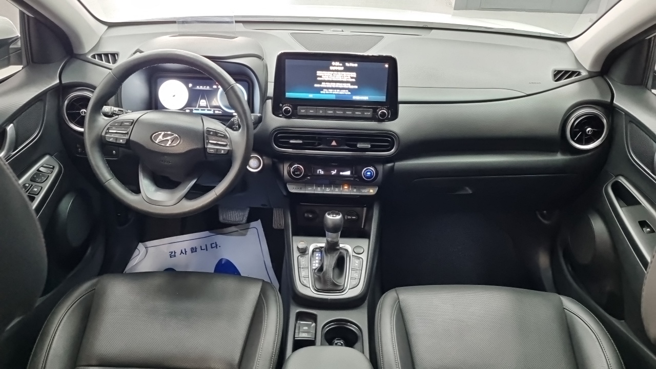 Hyundai Kona Gasoline 2.0 2WD Inspiration 2022 — фото 5
