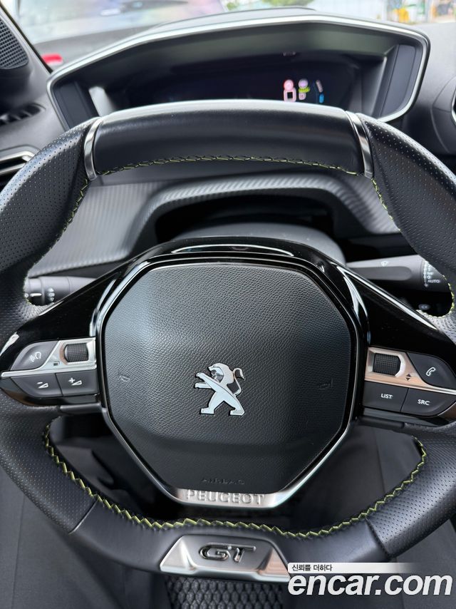 Peugeot e-208 (II) GT 2022 — фото 20