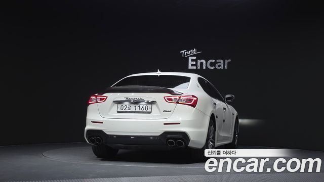 Maserati Ghibli 3.0 Diesel GranSport 3rd 2018 — фото 4