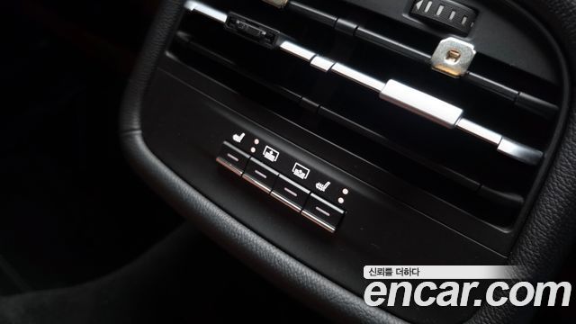 Maserati Ghibli 3.0 Diesel GranSport 3rd 2018 — фото 18