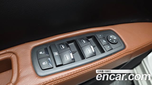 Maserati Ghibli 3.0 Diesel GranSport 3rd 2018 — фото 27