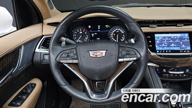 Cadillac XT6 3.6 Sport 2023 — фото 13