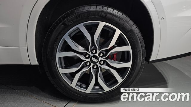 Cadillac XT6 3.6 Sport 2023 — фото 21