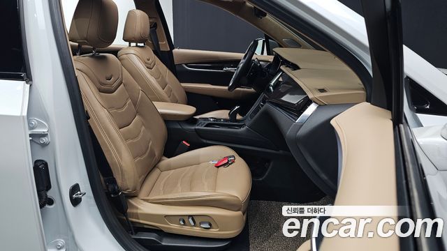 Cadillac XT6 3.6 Sport 2023 — фото 26