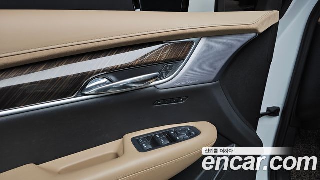 Cadillac XT6 3.6 Sport 2023 — фото 30