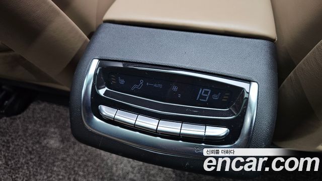 Cadillac XT6 3.6 Sport 2023 — фото 36