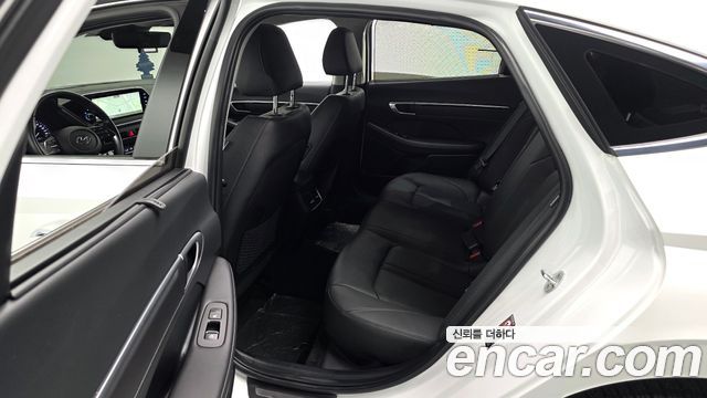 Hyundai Sonata (DN8) 2.0 Premium Plus 2022 — фото 16