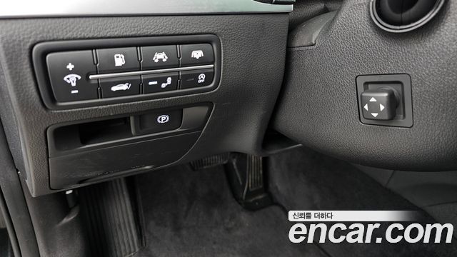 Genesis G80 2.2D AWD Premium Luxury 2018 — фото 14