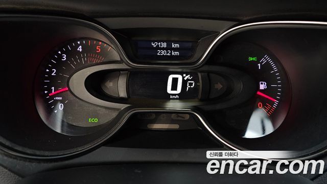 Renault Korea QM3 RE 2018 — фото 8